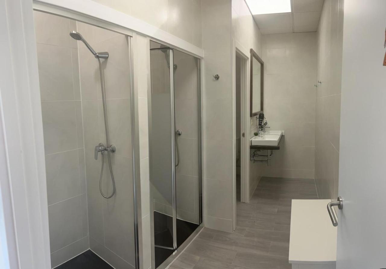 Albergue As Pozas Termais กัลดัส เด เรย์ส ภายนอก รูปภาพ